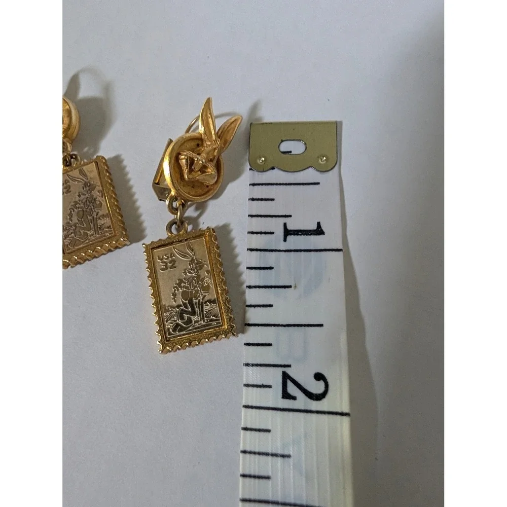 Looney Tunes Bugs Bunny Stamp Collection Earrings Gold Excellent 1997 USA Drop